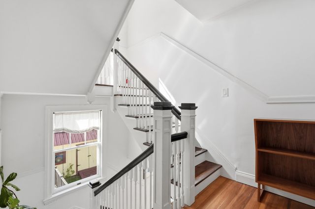 63 Dryads Grn, Northampton, MA 01060