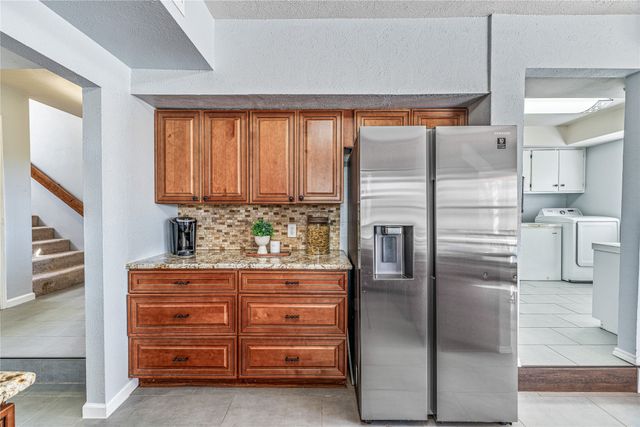 6521 Edgewood Court, Granbury, TX 76049