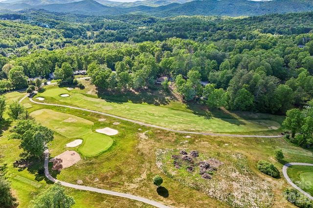 3 Greenbriar Woods Circle, Etowah, NC 28729