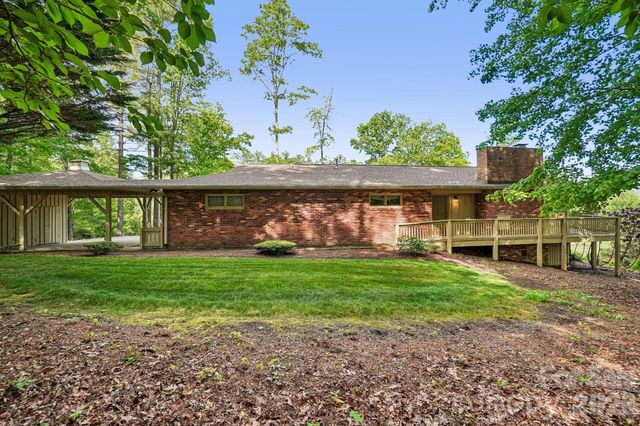 3 Greenbriar Woods Circle, Etowah, NC 28729