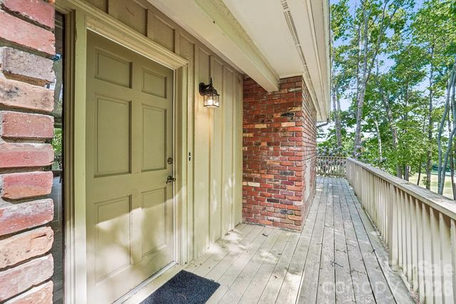 3 Greenbriar Woods Circle, Etowah, NC 28729