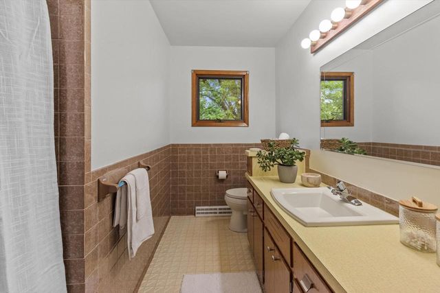 136 Taylor Street, Cottage Grove, WI 53527