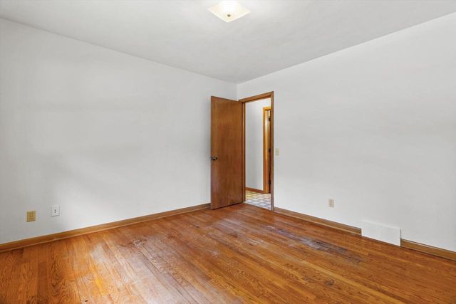 136 Taylor Street, Cottage Grove, WI 53527