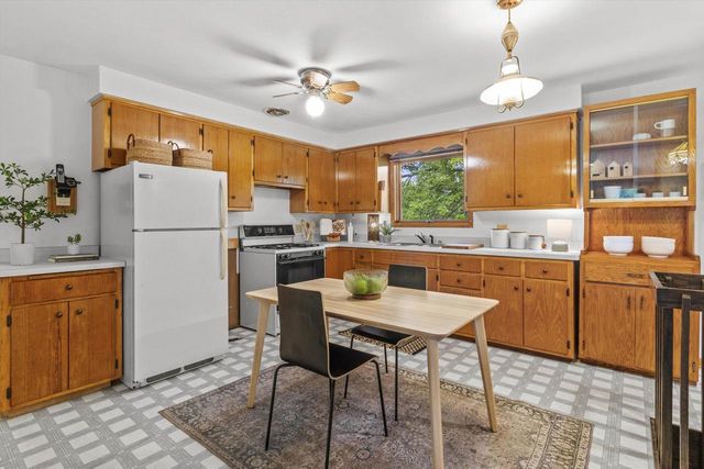 136 Taylor Street, Cottage Grove, WI 53527