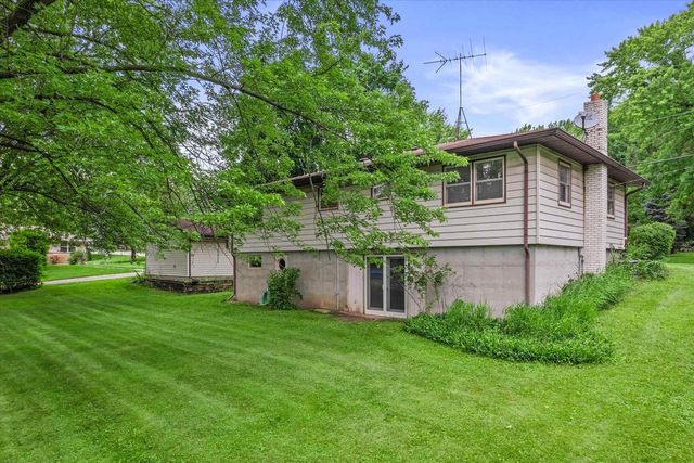 136 Taylor Street, Cottage Grove, WI 53527