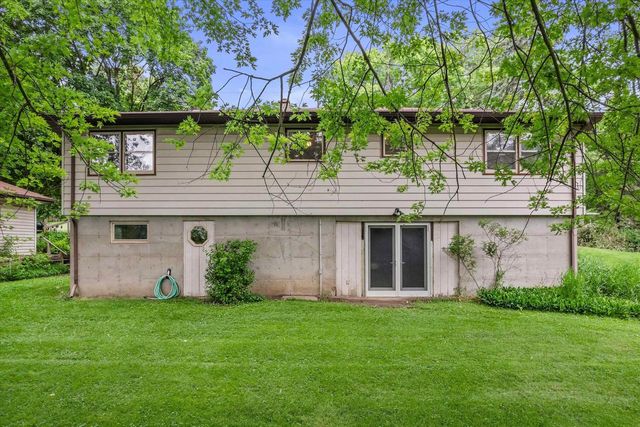 136 Taylor Street, Cottage Grove, WI 53527