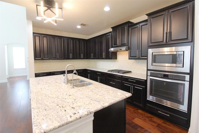 5800 Viejo DR, Austin, TX 78738