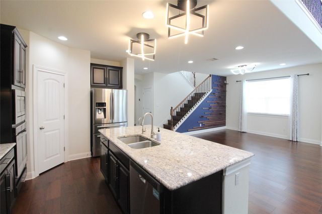 5800 Viejo DR, Austin, TX 78738