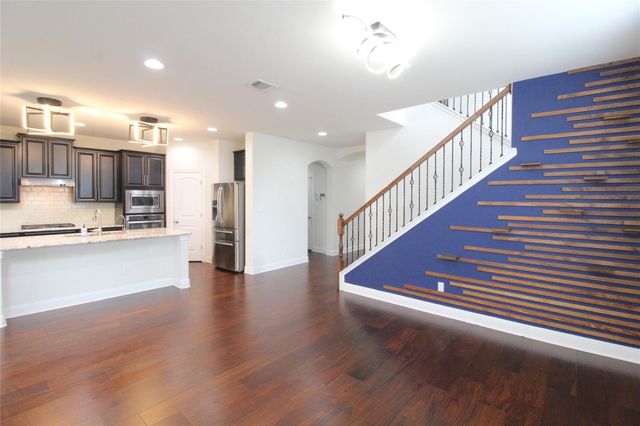 5800 Viejo DR, Austin, TX 78738