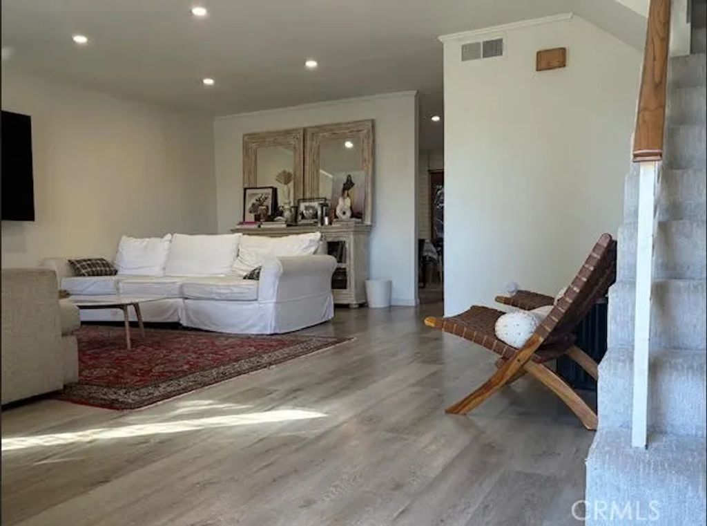 2221 Mount Shasta Drive, San Pedro, CA 90732