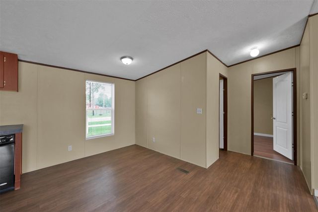 25414 T K C Road, Tomball, TX 77375