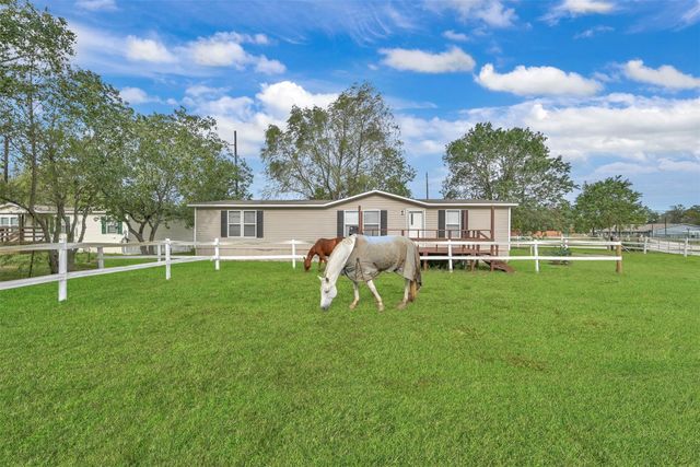 25414 T K C Road, Tomball, TX 77375