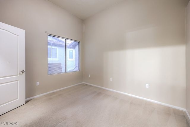 3351 Indian Shadow Street 204, Las Vegas, NV 89129