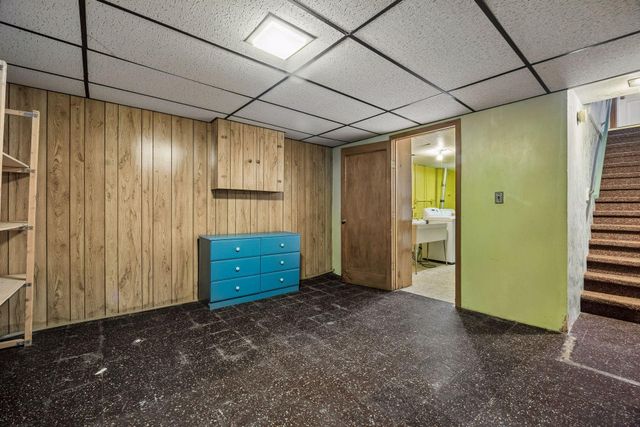 1634 Victoria Street N, Saint Paul, MN 55117