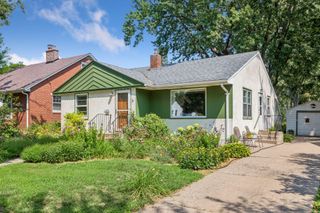 1634 Victoria Street N, Saint Paul, MN 55117