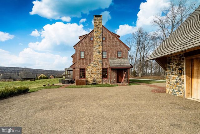 202 PRIVET LN, Elverson, PA 19520
