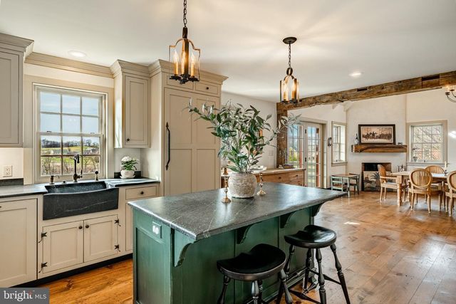 202 PRIVET LN, Elverson, PA 19520