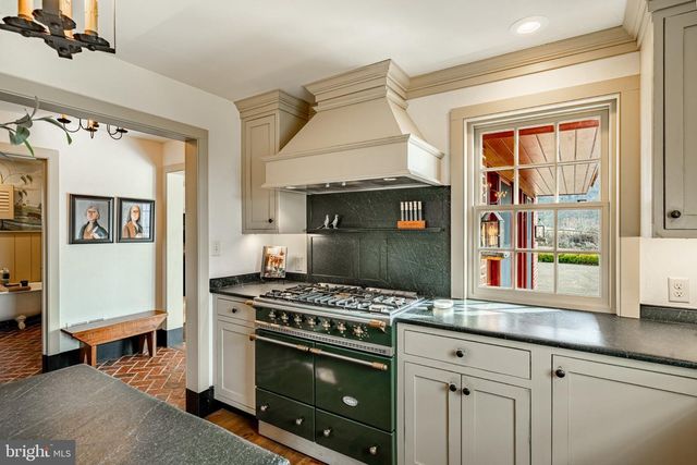 202 PRIVET LN, Elverson, PA 19520