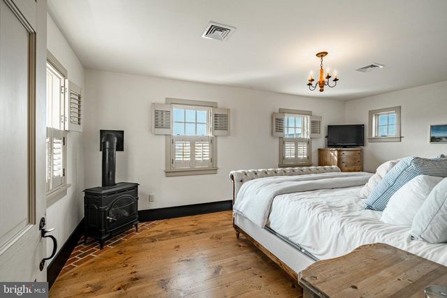 202 PRIVET LN, Elverson, PA 19520