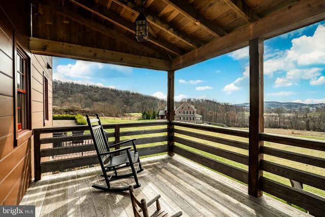 202 PRIVET LN, Elverson, PA 19520