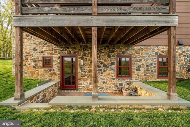 202 PRIVET LN, Elverson, PA 19520