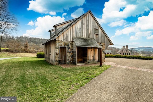 202 PRIVET LN, Elverson, PA 19520