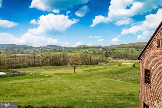 202 PRIVET LN, Elverson, PA 19520