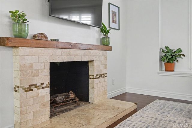 7329 Sausalito, West Hills, CA 91307