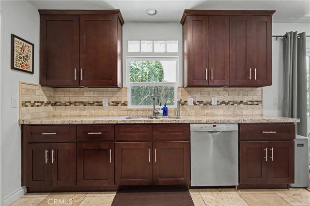 7329 Sausalito, West Hills, CA 91307