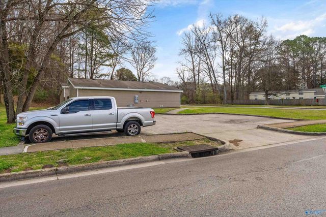 3617 Squaw Valley Drive SW, Huntsville, AL 35805