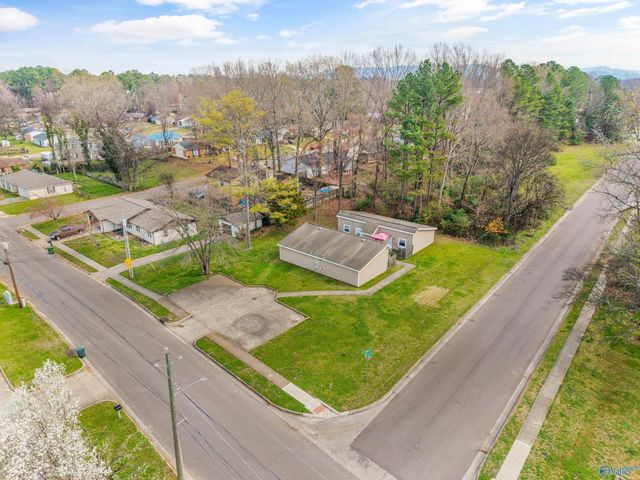 3617 Squaw Valley Drive SW, Huntsville, AL 35805