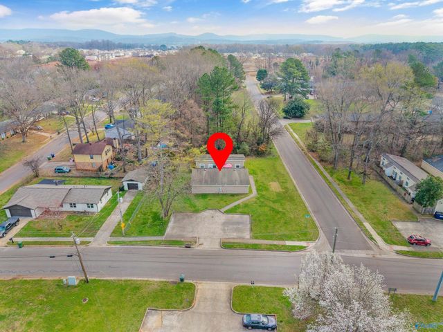 3617 Squaw Valley Drive SW, Huntsville, AL 35805