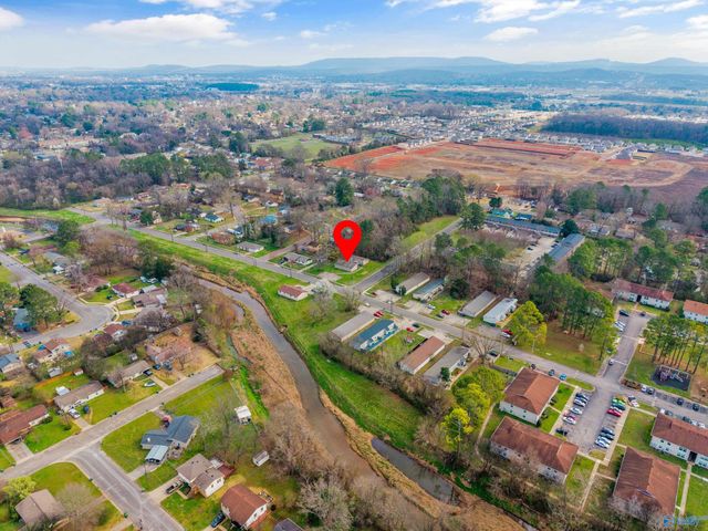 3617 Squaw Valley Drive SW, Huntsville, AL 35805