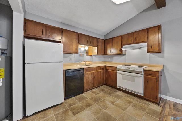 3617 Squaw Valley Drive SW, Huntsville, AL 35805