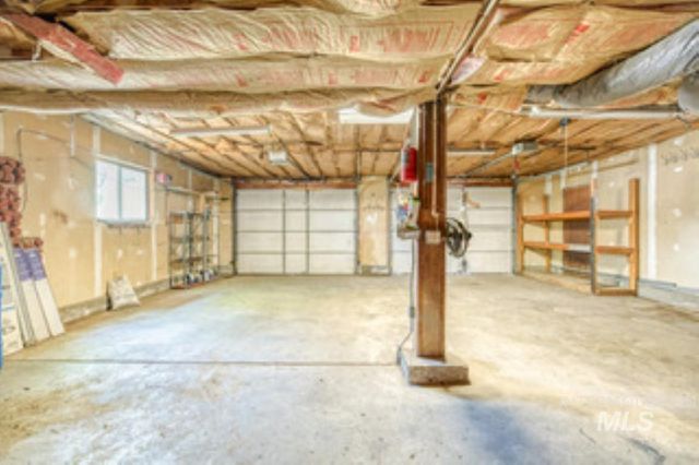 1119 N Eagle Rd, Eagle, ID 83616