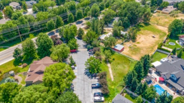 1119 N Eagle Rd, Eagle, ID 83616