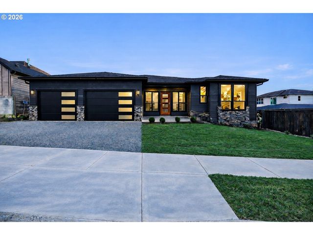 18218 Ne 87TH Way, Vancouver, WA 98682