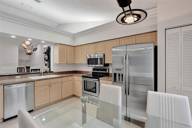 7525 NW 61st Ter 804, Parkland, FL 33067