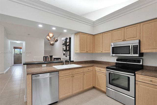 7525 NW 61st Ter 804, Parkland, FL 33067