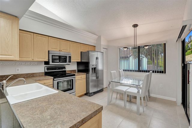 7525 NW 61st Ter 804, Parkland, FL 33067