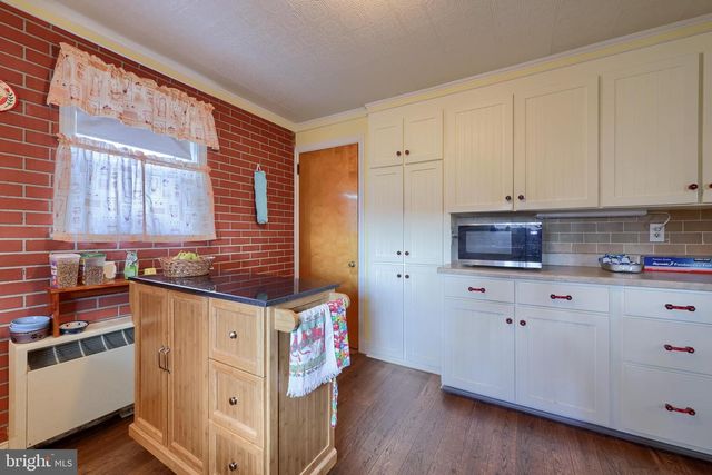 1048 LINCOLN HEIGHTS AVE, Ephrata, PA 17522