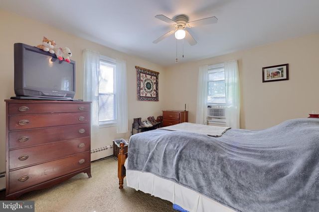 1048 LINCOLN HEIGHTS AVE, Ephrata, PA 17522