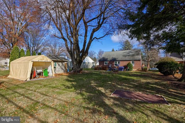 1048 LINCOLN HEIGHTS AVE, Ephrata, PA 17522