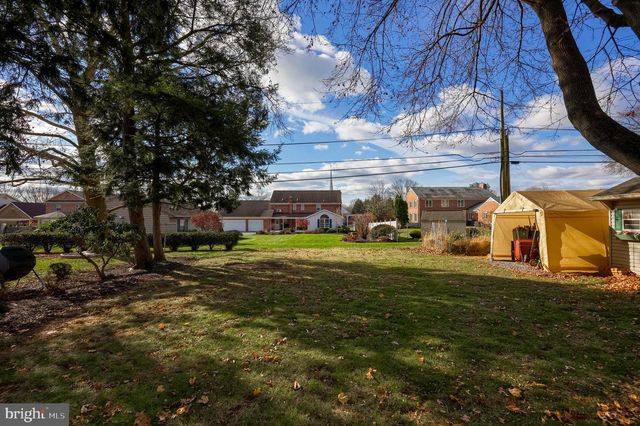 1048 LINCOLN HEIGHTS AVE, Ephrata, PA 17522