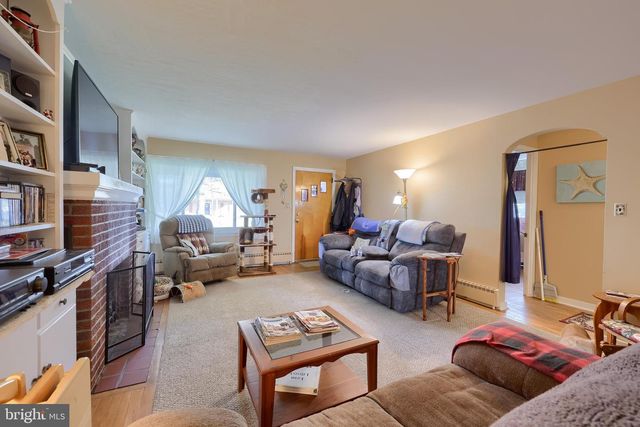 1048 LINCOLN HEIGHTS AVE, Ephrata, PA 17522