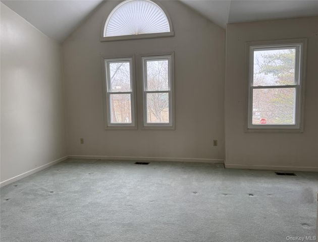 3 Mews Court, Fishkill, NY 12524