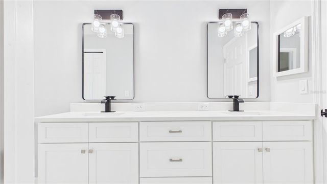 8609 BOYSENBERRY DRIVE, Tampa, FL 33635