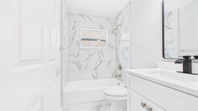 8609 BOYSENBERRY DRIVE, Tampa, FL 33635