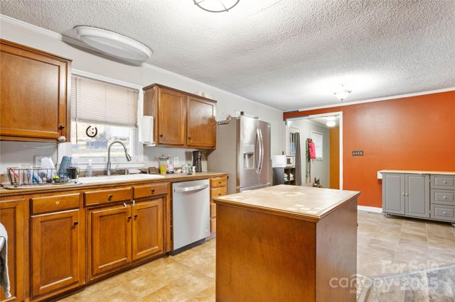 308 Hubbard Street, Lincolnton, NC 28092