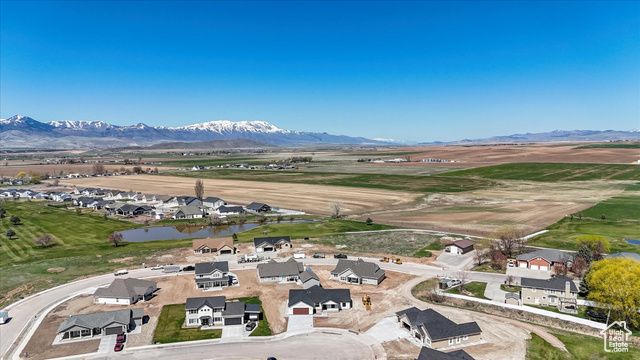 432 TEE CIR, Preston, ID 83263